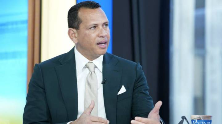 ¡Le roban $500,000 a A-Rod!