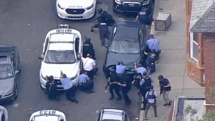 Al menos cuatro oficiales de Filadelfia resultaron heridos luego de que les dispararon en la ciudad de Nicetown, según informó NBC Philadelphia.