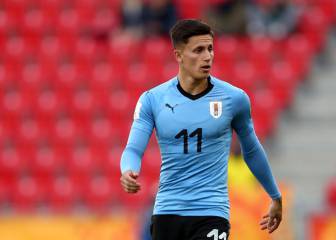 Brian Rodríguez peleará un puesto con Suárez y Cavani