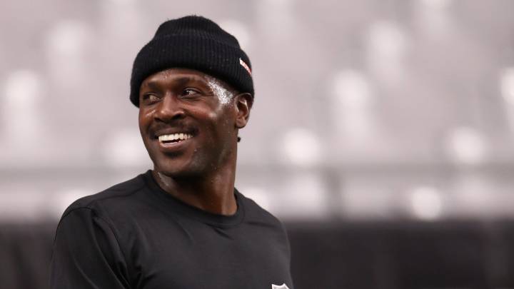 Antonio Brown con los Raiders