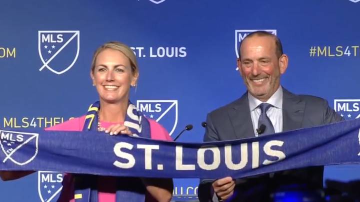 La ciudad de Saint Louis está de fiesta porque por fin contarán con un equipo en la liga más importante de USA y Canadá. Debutarán hasta 2022.