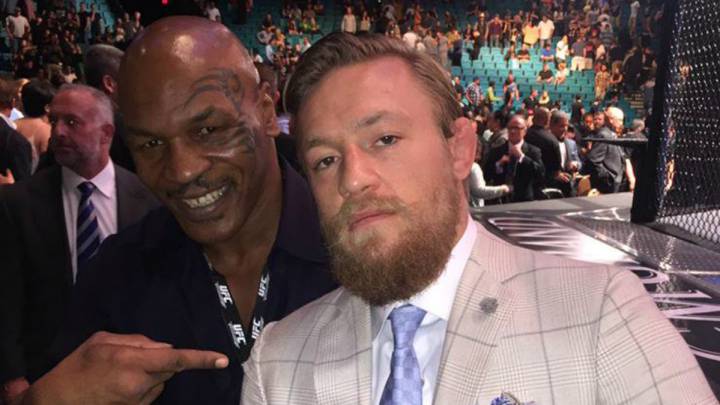El histórico boxeador salió a la defensa de Conor McGregor, luego del escándalo en el que se encuentra por golpear a una persona mayor y aseguró que merece otra oportunidad.