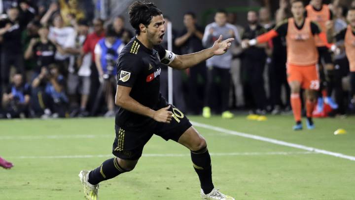 LAFC da a conocer el grado de la lesión de Carlos Vela
