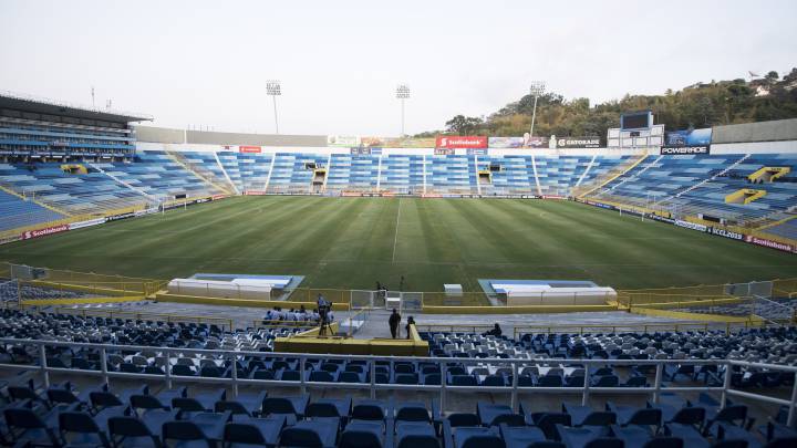 El conjunto costarricense avanzó a los cuartos de final de la Liga Concacaf, pero extendió su racha sin poder ganar en El Cuscatlán.