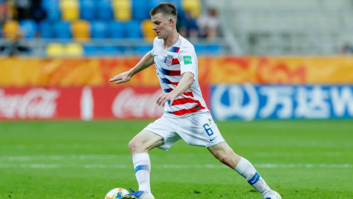 Una de las promesas de USA deja la MLS para iniciar su carrera en Europa con tan solo 19 años. El mediocampista norteamericano jugará con el K. Sint-Truidense V.V.