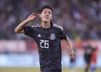 Uriel Antuna, 9 partidos y 5 goles con Selección Mexicana