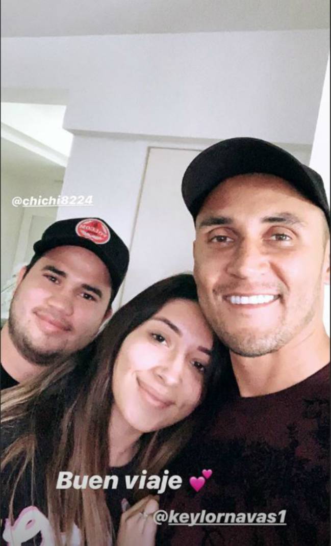 Keylor Navas junto a su hermana