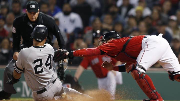 Se disputa el tercero de cuatro partidos de la rivalidad entre los New York Yankees y los Boston Red Sox cuando se midan en Fenway Park.