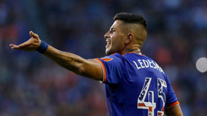 El atacante argentino de FC Cincinnati, Emmanuel Ledesma, rompió en llanto al anotar un gol y dedicarse al su padre, quien había fallecido unos días antes.