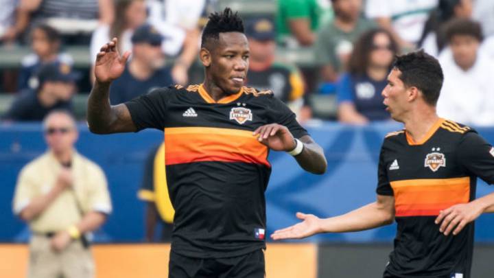 El delantero hondureño rompió el silencio y habló sobre su situación con el Houston Dynamo de la MLS; solo Alberth Elis le ha mostrado su apoyo en el club.