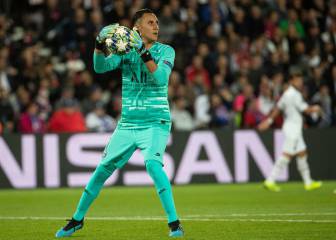 Keylor Navas cumple sueño de fanáticos del PSG