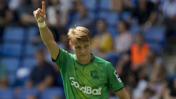 El joven mediocampista es un indiscutible de la Real Sociedad y como no serlo con esta clase de actuaciones. Realizó una joya de pase para el segundo tanto de la Real.