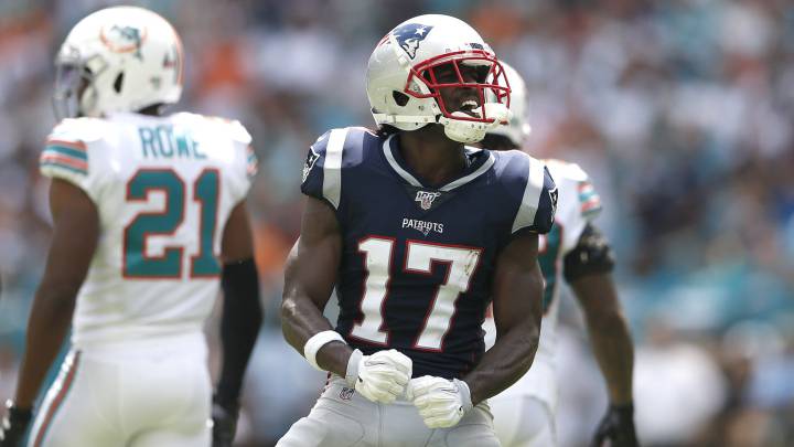 Antonio Brown con Patriots