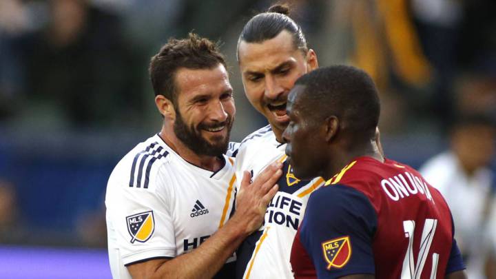 En el último enfrentamiento entre LA Galaxy y Real Salt Lake, las cosas no terminaron muy bien entre ‘Ibra’ y Nedum. Los jugadores se encararon hasta en los vestidores.