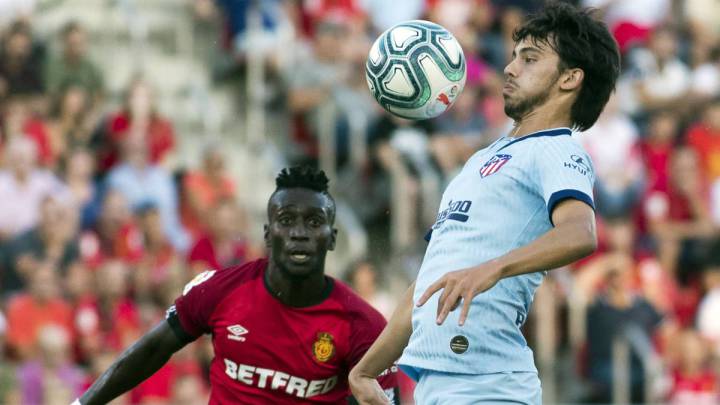 El jugador lucitano aprovechó el desconcierto en la defensa de Mallorca para meter un disparo que salió desviado por un zaguero para terminar en el segundo gol del partido.