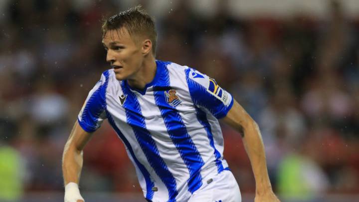 El futbolista noruego se lució con la asistencia del primer gol de la Real Sociedad, que al final derrotó por marcador de 3-0 al Deportivo Alavés.