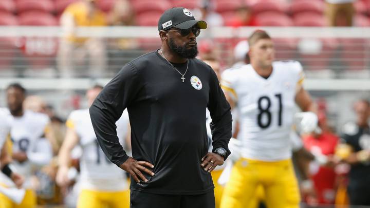 Mike Tomlin en partido de Steelers