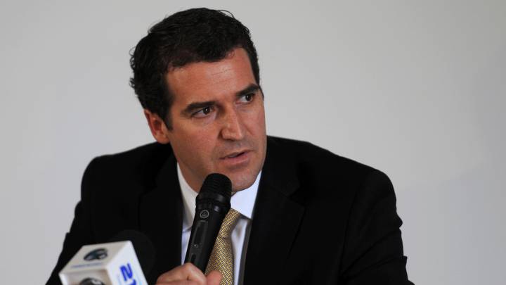 FIFA destituye de por vida a Enrique Sanz de la CONCACAF