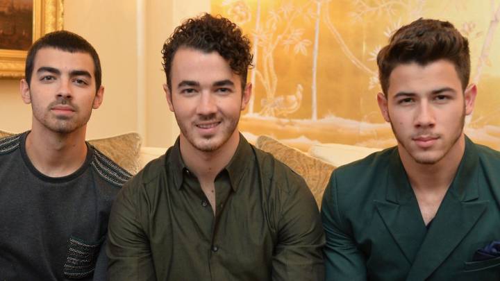 Los Jonas Brothers se presentan por primera vez en 'Tiny Desk'