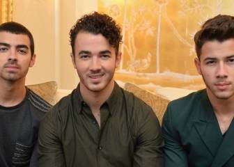 Joe Jonas celebra su cumpleaños en 'Tiny Desk'