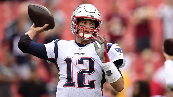Brady supera a Favre en la lista de más yardas en la historia.