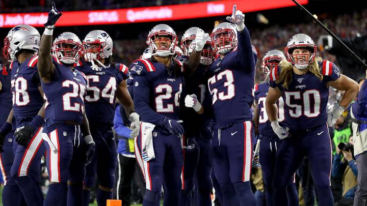 San Francisco acompaña a Patriots en la cima