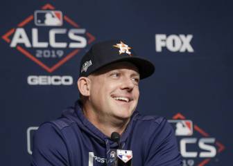 AJ Hinch niega robo de señas; se burla de acusaciones
