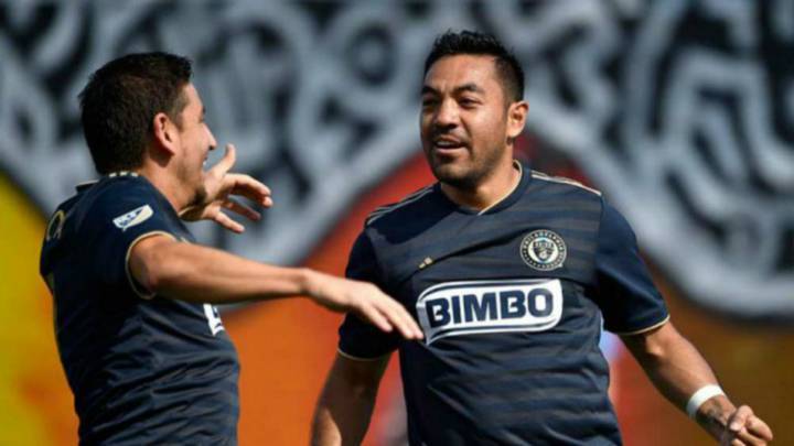 El atacante mexicano entró de cambio en los tiempos extra y se convirtió en el héroe del conjunto de casa; la afición estalló tras la anotación.
