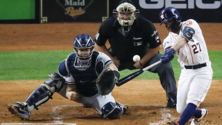Altuve deja en el terreno a Yankees