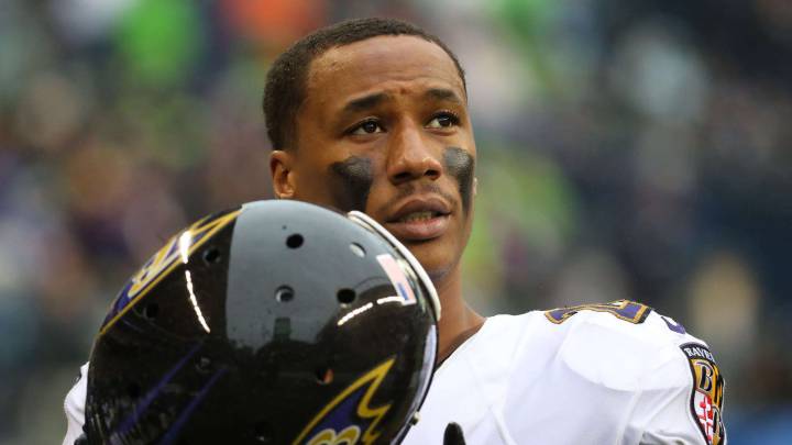 Marcus Peters en partido de Ravens