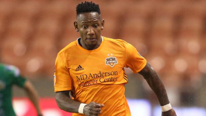 A pesar del suplicio que vivió en la última temporada, el delantero hondureño está muy cerca de renovar con Houston Dynamo en el fútbol estadounidense.