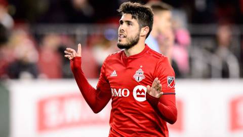¡A lo Panenka! Pozuelo le da el pase a Toronto con golazo