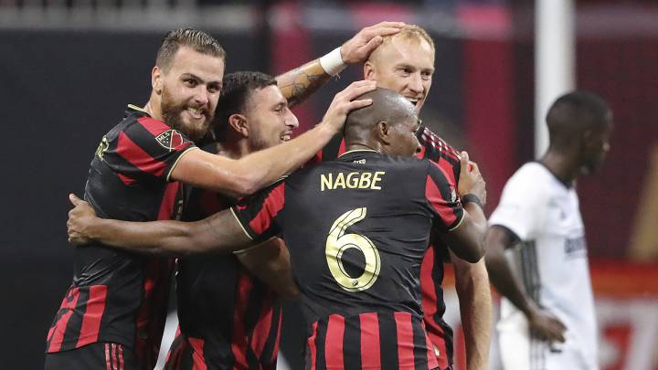 El equipo dirigido por el holandés Frank de Boer logró imponerse en su casa y siguen con vida en la lucha por el bicampeonato de la MLS Cup.