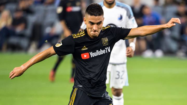El mediocampista colombiano hizo un auténtico golazo para adelantar a LAFC y acercarlos a la gran final de la MLS Cup.