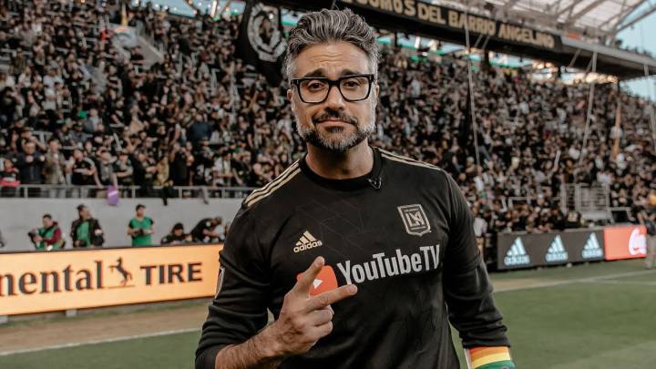 Jaime Camil lanza dura crítica al arbitraje tras eliminación de LAFC