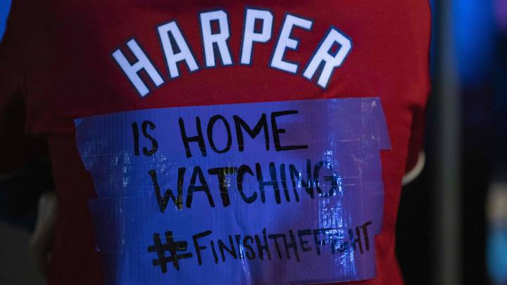 Fanático edita camiseta de Harper