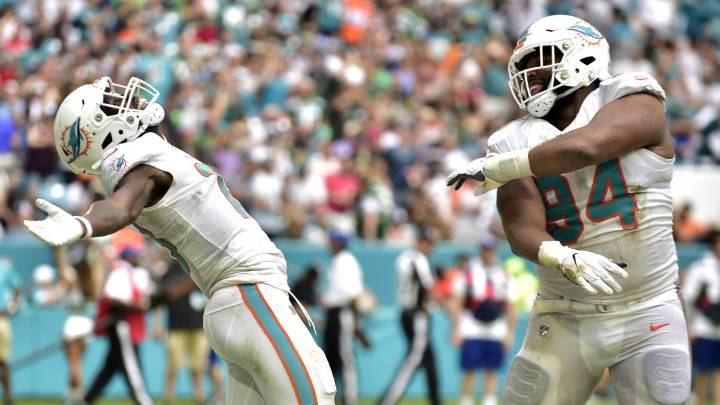 Christian Wilkins y Preston Williams con Dolphins