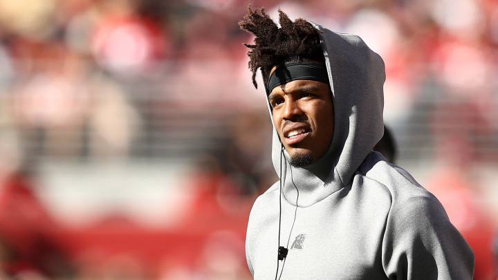 Cam Newton en las laterales