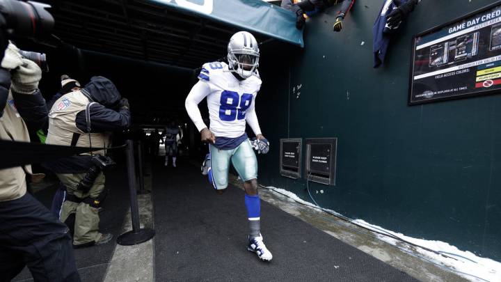 Dez Bryant saliendo al emparrillado