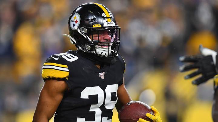 Minkah Fitzpatrick en el duelo contra Rams