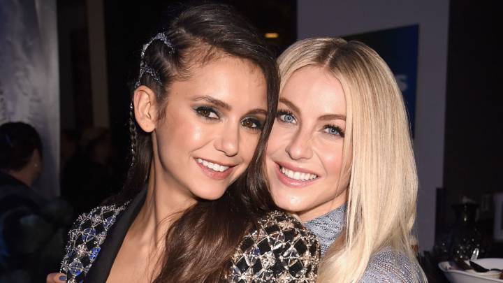 Julianne Hough cuida a Nina Dobrev en el hospital