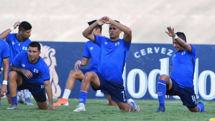 Íbsen Castro y Darwin Cerén aseguraron los supuestos casos de indisciplina dentro de la Selección de El Salvador son falsos.