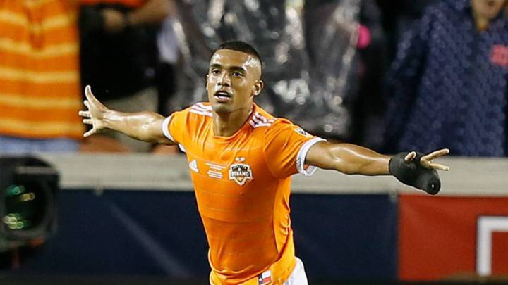 Mauro Manotas quiere dejar al Dynamo; piensa en Europa