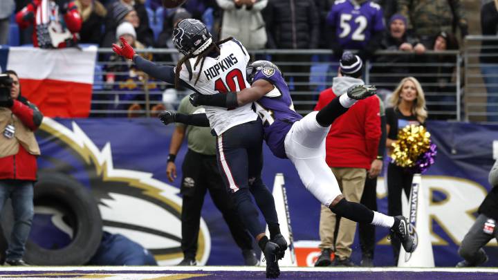 Interferencia de pase sobre DeAndre Hopkins