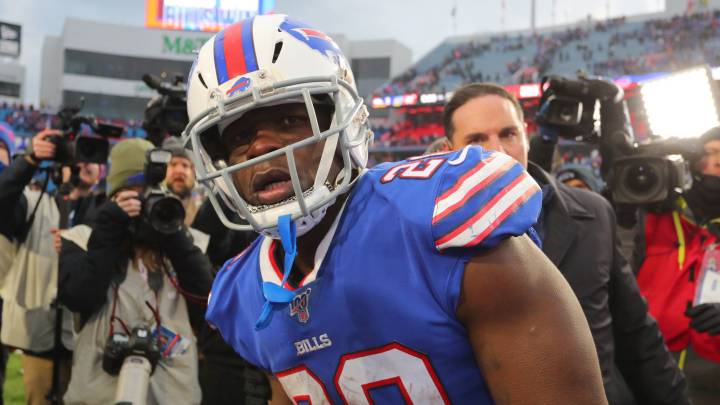 Frank Gore con Bills contra Broncos