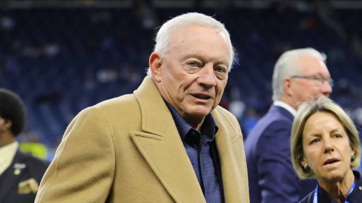 Jerry Jones con Cowboys