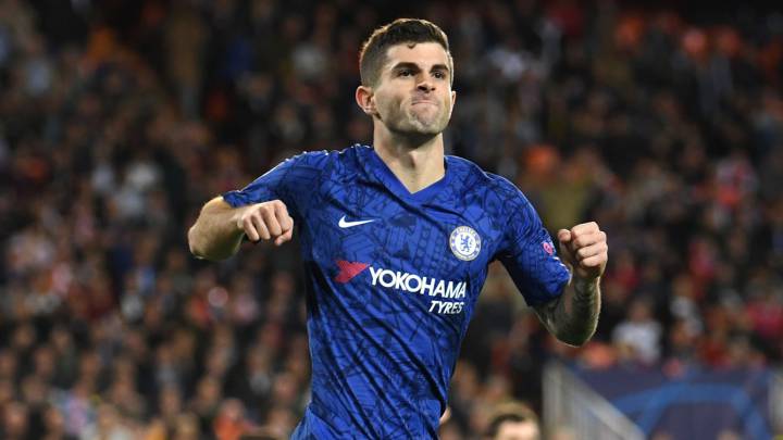 En una jugada que fue revisada por el VAR, el estadounidense marcó su primer tanto con Chelsea en el torneo continental y dieron la vuelta en Mestalla.
