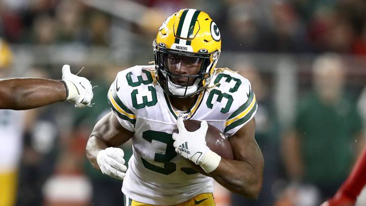 Aaron Jones en partido de Packers