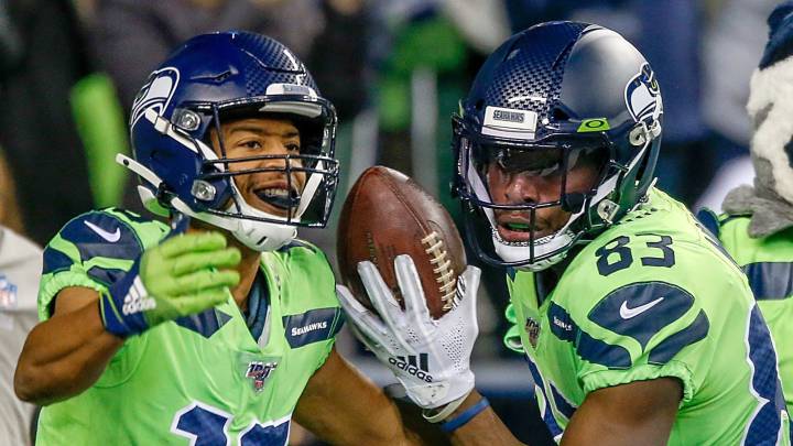 David Moore y Tyler Lockett con Seahawks
