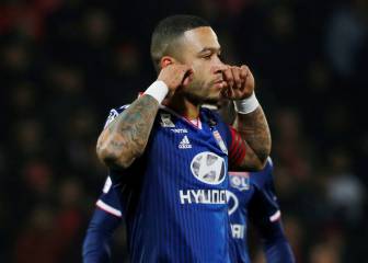 Así fue increíble cobro a lo Panenka de Memphis Depay